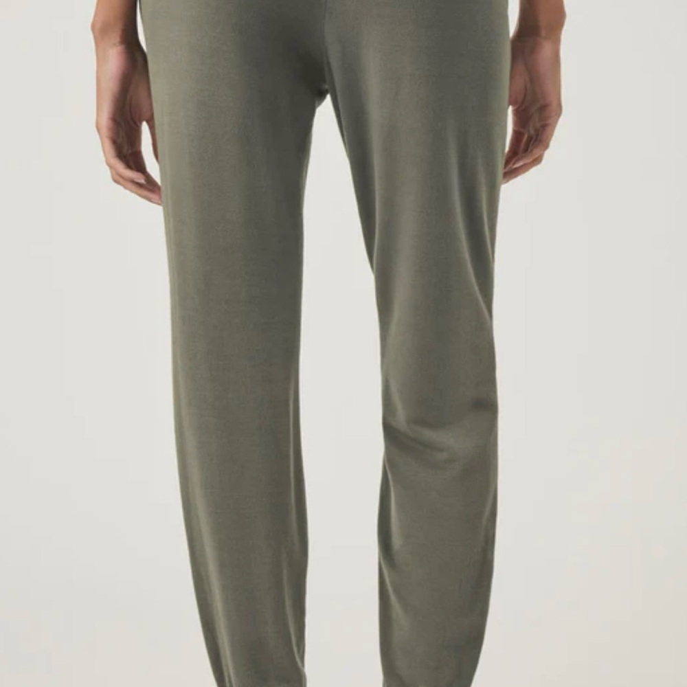 SPLENDID SUPER SOFT JOGGER Soft Vintage Olive Branch PANTS COMY DRESSY NEW - Picture 3 of 4